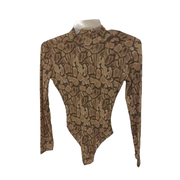 Sexy Bodysuit Rue 21 Snake Skin Print w. Golden Attached Chain to Open Back S - Picture 2 of 10